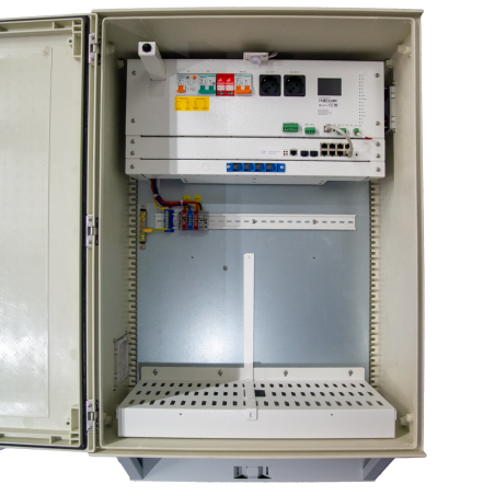 SF-BOX08220-BMS-IP55 - Box in poliestere per lampioni a ricarica rapida - Differenziale, MCB e SPD - Dimensioni esterne 80x60x30