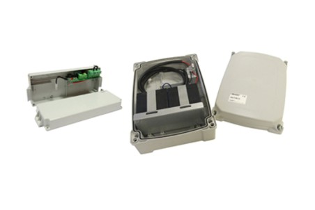 CARICA BATTERIE + 2 BATT.4,5AH ESTERNE IN BOX PLASTICO X B70/2DC/BOX